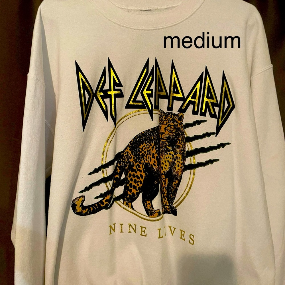 Def Leopard Crewneck
